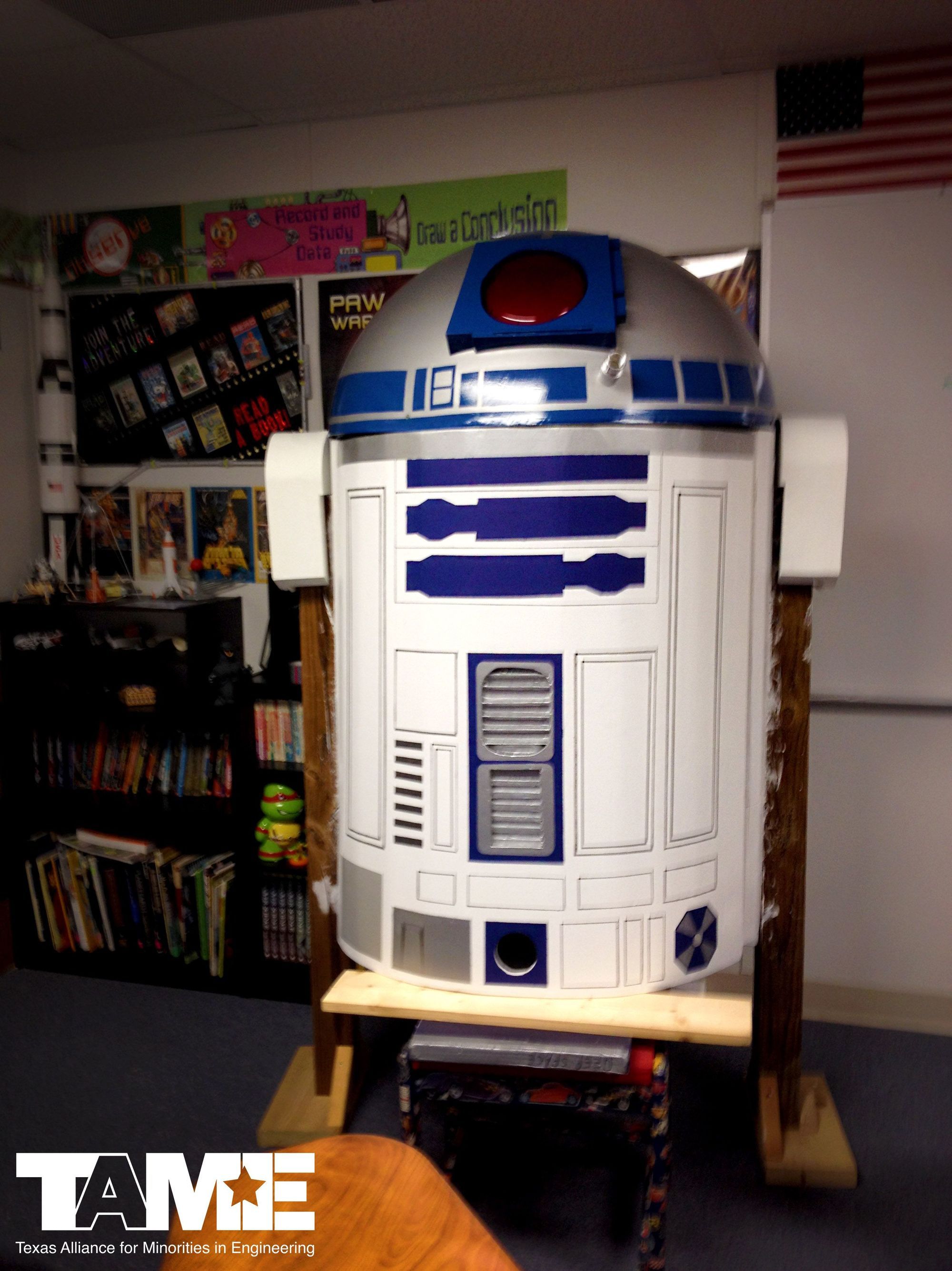 TAME Students Build DIY Little Free Star Wars Library As 6-ft R2D2